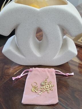 CHANEL Beaute Charms '23 &'24